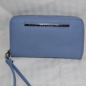 Steve Madden baby blue wristlet/wallet